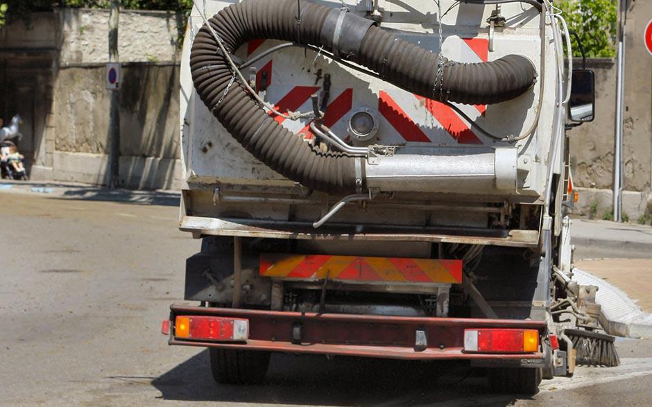 déboucher canalisation egout Paris 17
